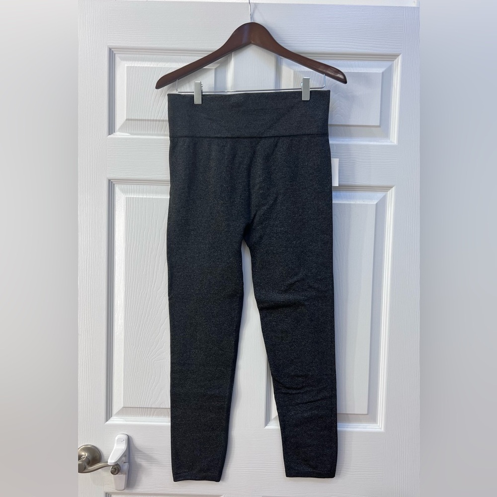 NWT Versona Thick Dark Grey Legging, Size XL/2XL